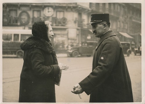 Paris 1930 autos vieille - c.,