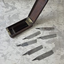 Ancien Coffret Semainier