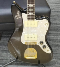 [Fender] Guitare électrique