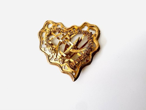 Broche cœur baroque ajouré