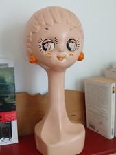 MAGNIFIQUE TÊTE A CHAPEAU