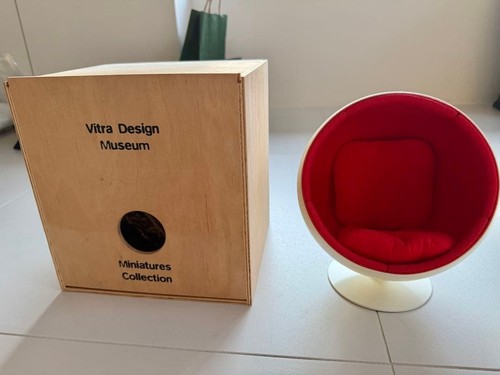 Vitra design museum - vitra, miniature