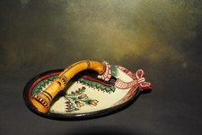 Biniou faïence Henrio Quimper  L: 22,5 cm x l : 15 cm H: 8 cm en superbe état.