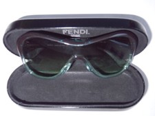 FENDI lunettes de soleil vertes style mouche 