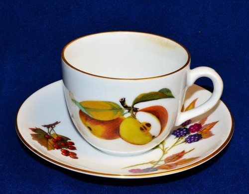 Vintage 1961 royal worcester - vintage,