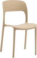 Chaise empilable en plastique