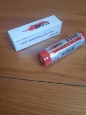 Lot de 2 batteries 3.7v li-ion  2000 mAH