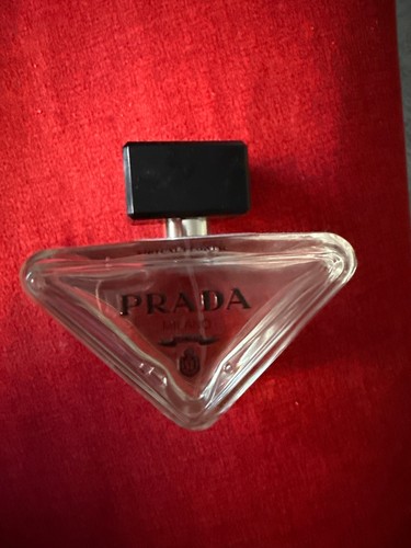 Prada virtuel flower