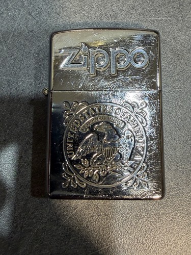 Zippo briquet ancien de - ,