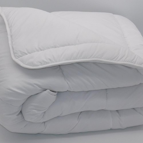 Couette blanche anti insectes - couette,