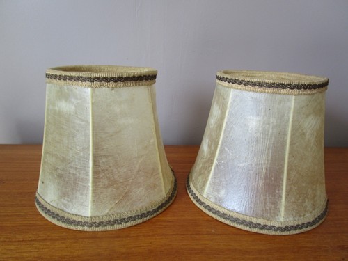 Abats jours anciens en - ,