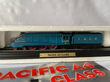 Locomotive vapeur Pacific A4 CLASS LNER Atlas + fiche technique Train collection