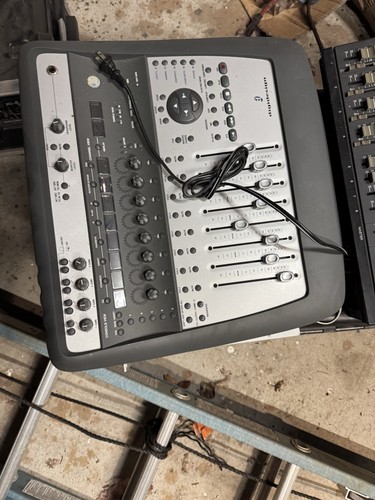 Digidesign digi 002 control - digi,