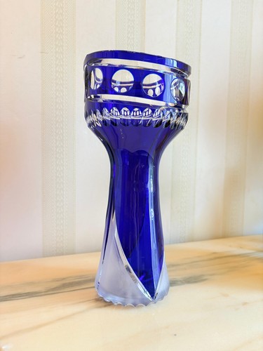 Vase cristal taillé - en, bleu