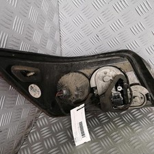 Feu arriere principal droit