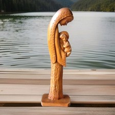 grande statue de la vierge marie et l'enfant en bois