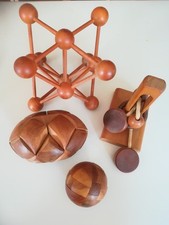 Lot de 4 jouets en bois