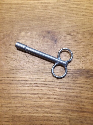 Clef pour camion - le, tube