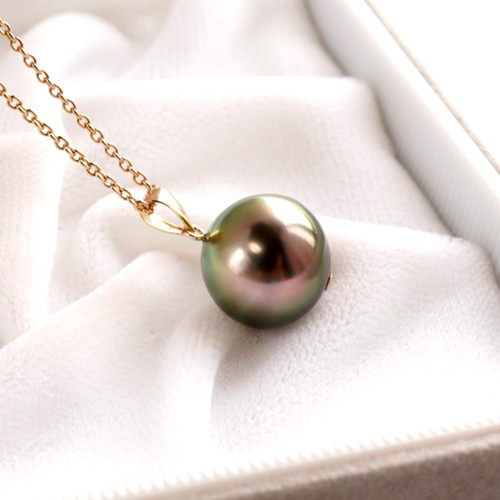 Grand pendentif perle - , de