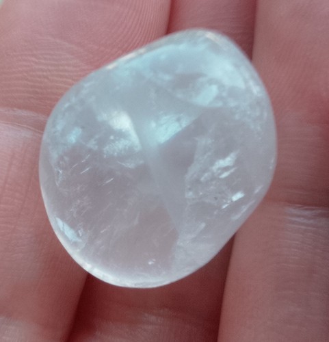 7.1gr 21x17x14mm quartz