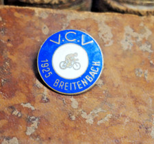 INSIGNE de club de velos    VCV  1925  BREITENBACH   ÉMAILLAGE PARFAIT