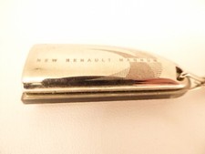 Porte-Clés / Key Ring - RENAULT TRUCKS - NEW RENAULT MAGNUM - CAMION / VI - RARE