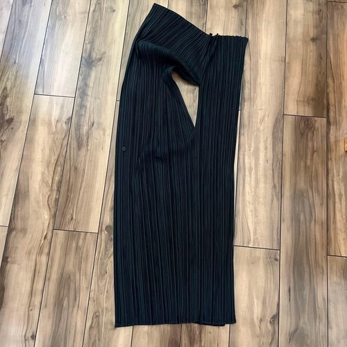 Pleats please issey - pleats,