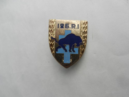 Insigne pucelle militaire - insigne,