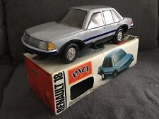 Renault 18 en tole PAYA 1/18 jouet vintage