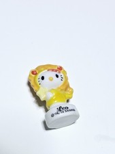 HELLO KITTY MINIATURE feveporcelain mini figure cake
