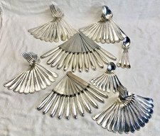 MENAGERE 85 PIECES 12 PERSONNE