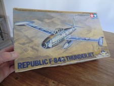 Maquette avion de chasse REP F-84G thinderjet 1/48 USAF TAMIYA grav creux collec