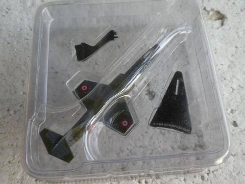 Avion métal miniature f - ., f-104