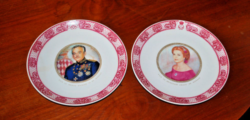 Paire assiettes porcelaine - assiettes,
