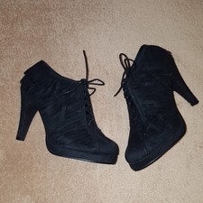 Escarpins franges taille 37 Neuves