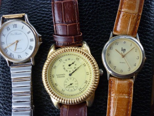 Lot montres une - de,