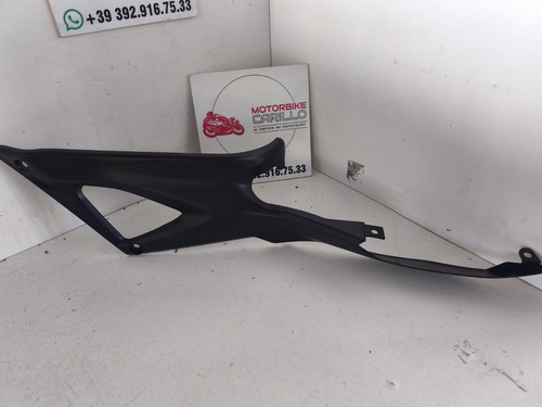 Flanc sous selle ducati 848 - flanc,