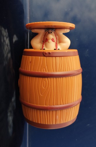 Collector figurine tonneau