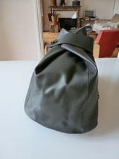 MARQUE ETRIER SAC CUIR A DOS