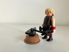 PLAYMOBIL   - chevaliers - château - moyen âge - personnage de forgeron