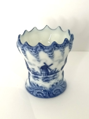 Ancien coquetier - ancien, en