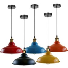 Abat-jour industriel vintage en métal brillant suspendu au plafond