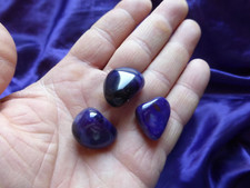 Agate 3 pierres roulées violettes 2.5 cm 28 grammes Lot 1862