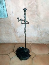 Serviteur valet cheminée