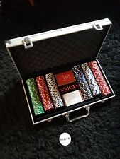 MALETTE/VALISE JEU de POKER 249 JETONS 5 DÉS 2 JEUX CARTES JETON DEALER CASINO 