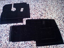 TAPIS AVANT CAOUTCHOUC UTILE