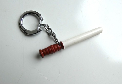 Ancien porte clé baton - porte,