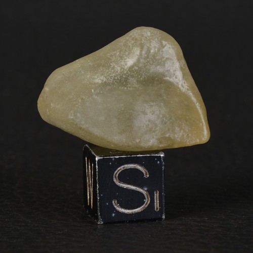 Ldg libyan desert glass g - glass,