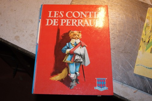 Bibliotheque rouge bleue - bibliotheque,