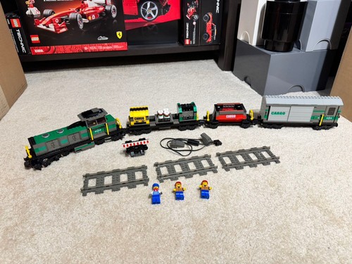Lego world city cargo train - world,